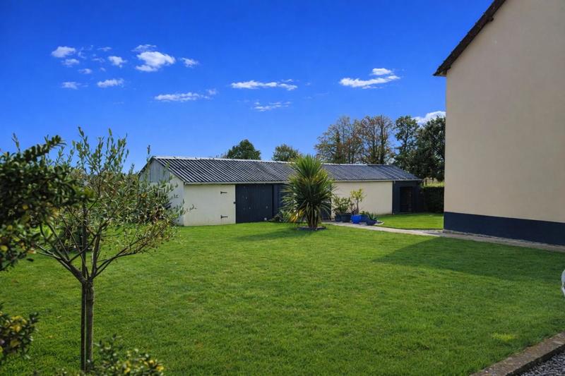 Maison - 102 m² - 5 pièces