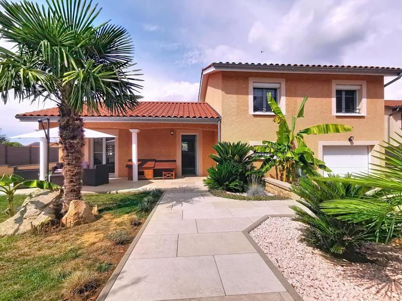 Maison - 110 m² - 5 pièces