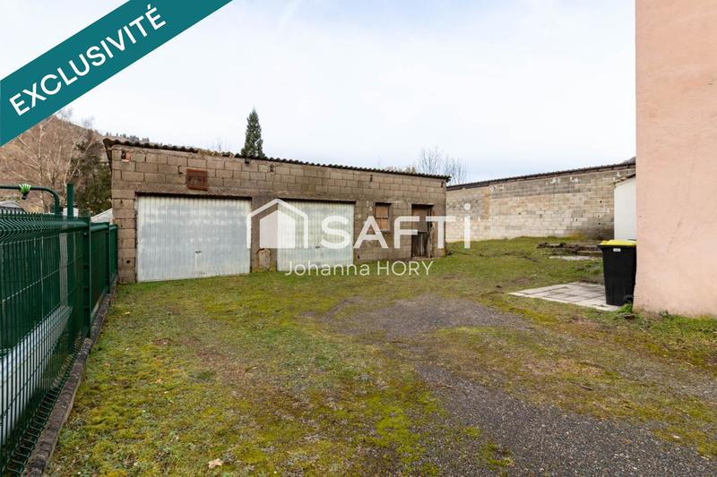 Maison - 216 m² - 10 pièces