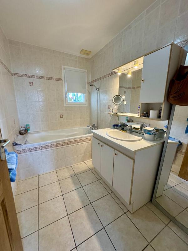 Maison - 123 m² - 5 pièces