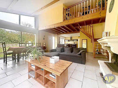 Maison - 110 m² - 7 pièces