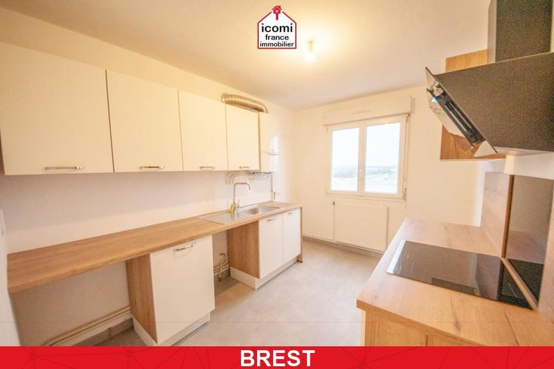 Appartement - 100 m² - 5 pièces