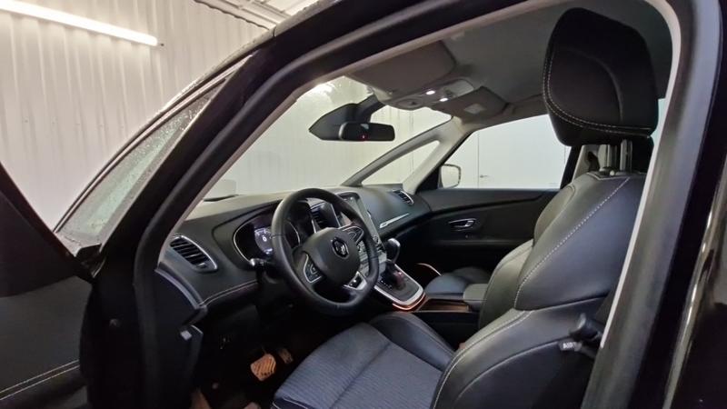 Renault Grand Scénic Techno TCe 140 Edc