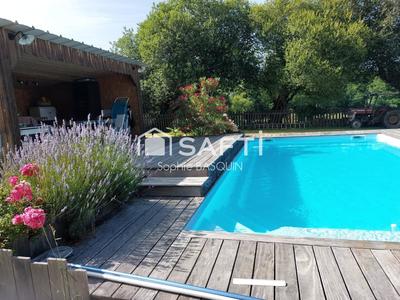 Maison - 364 m² - 7 pièces