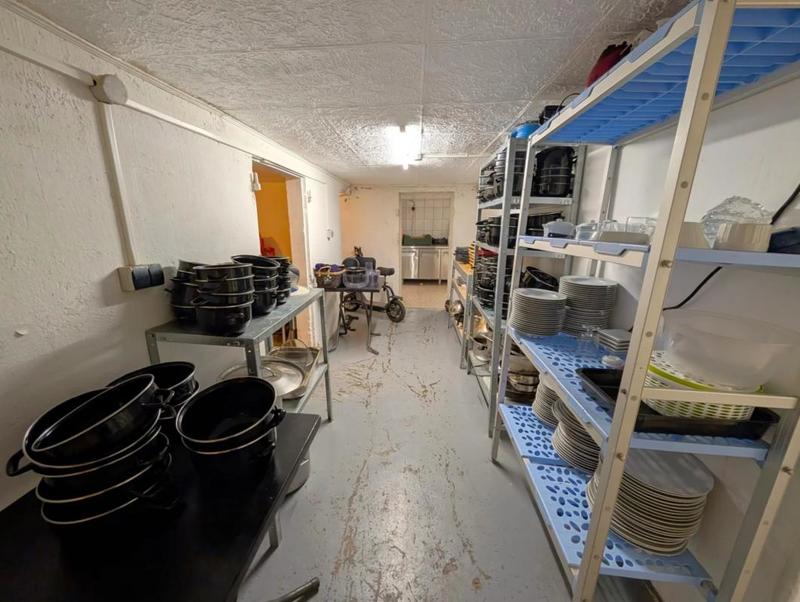 Appartement - 230 m² - 12 pièces