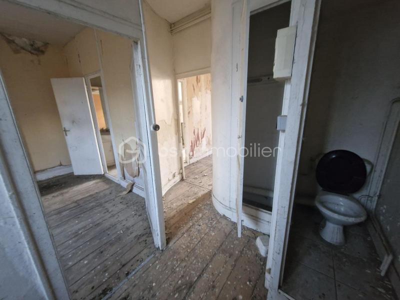 Immeuble - 196 m² - 5 pièces