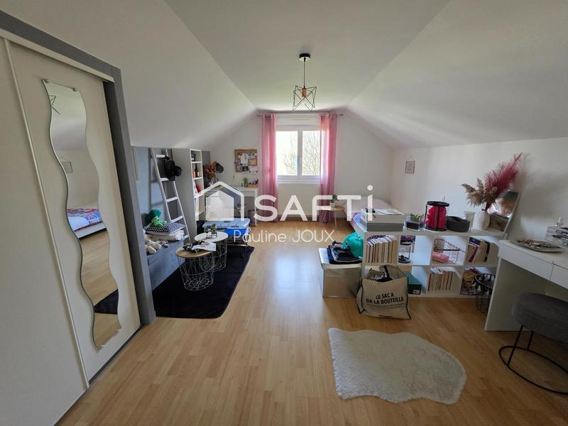 Maison - 151 m² - 6 pièces