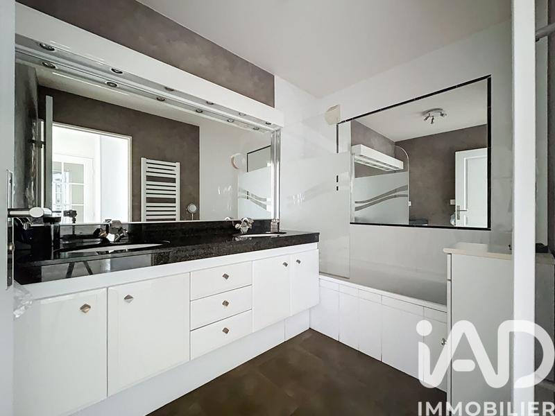 Appartement - 129 m² - 6 pièces