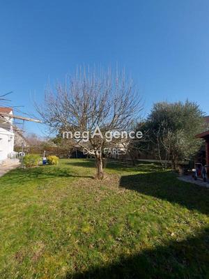 Maison - 176 m² - 8 pièces