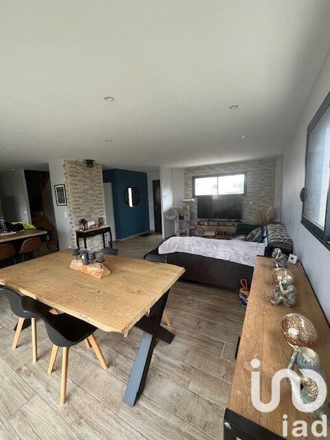 Maison - 143 m² - 6 pièces