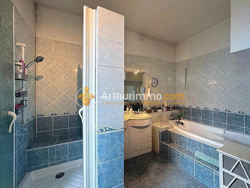 Maison - 187 m² - 7 pièces