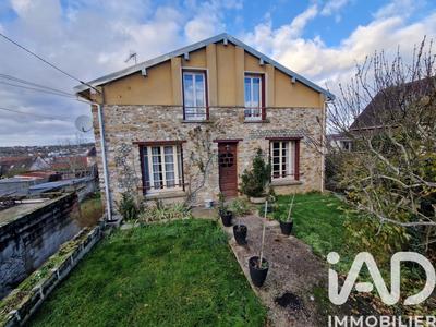 Maison - 139 m² - 6 pièces