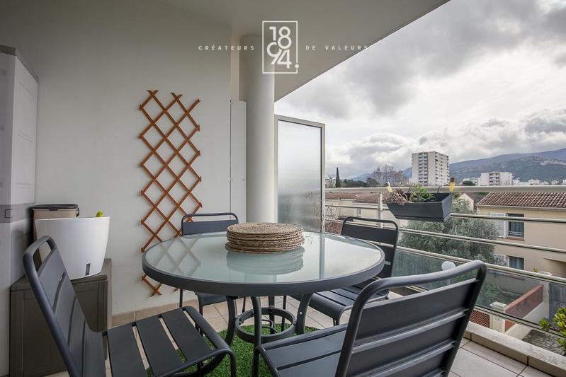 Appartement - 69 m² - 3 pièces