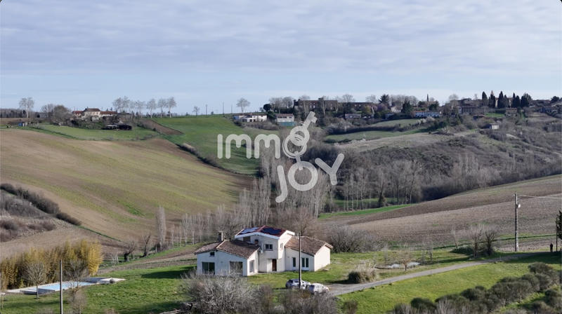 Maison - 216 m² - 8 pièces