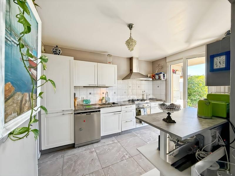 Appartement - 91 m² - 3 pièces