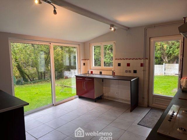 Maison - 88 m² - 5 pièces