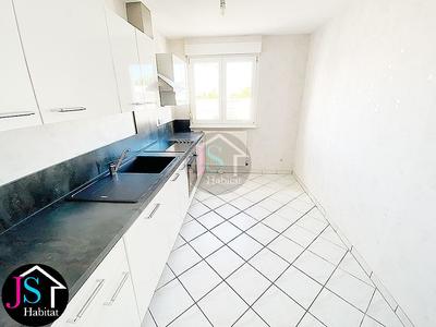 Appartement - 80 m² - 3 pièces