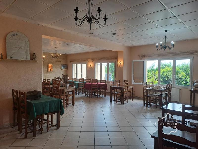 Maison - 217 m² - 7 pièces