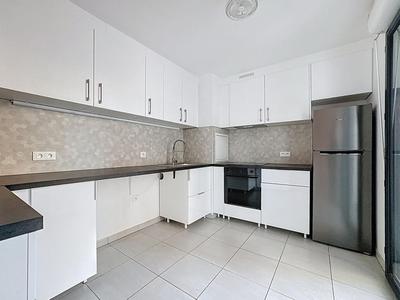 Appartement - 93 m² - 4 pièces