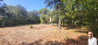 Terrain - 2 000 m²