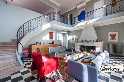 Maison - 195 m² - 6 pièces