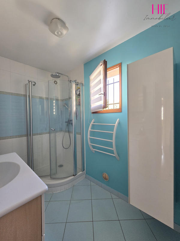 Maison contemporaine - 103 m² - 6 pièces