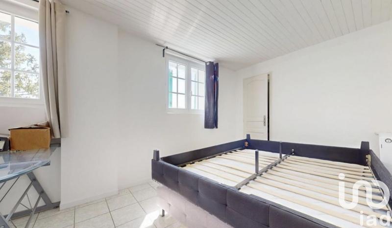 Maison - 235 m² - 7 pièces