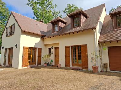 Demeure - 324 m² - 13 pièces