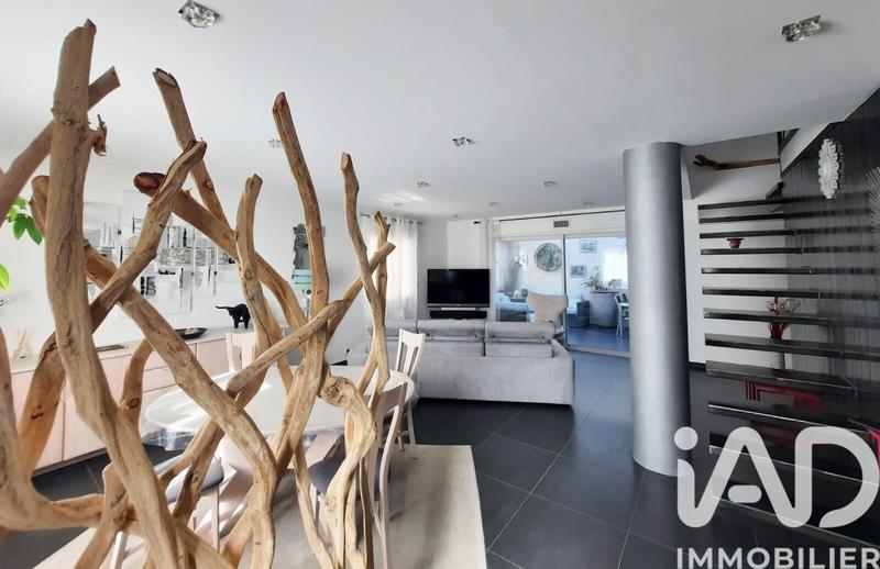 Maison - 115 m² - 4 pièces