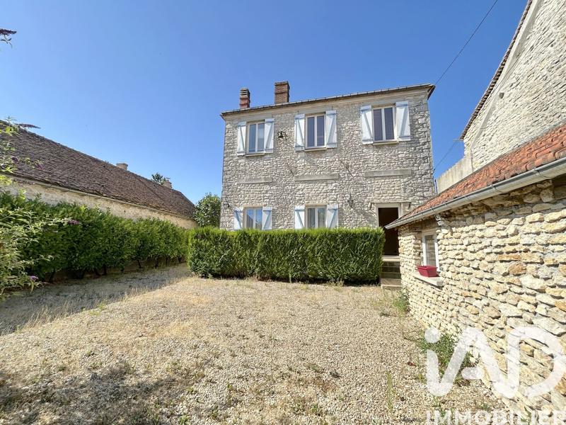 Maison - 155 m² - 6 pièces