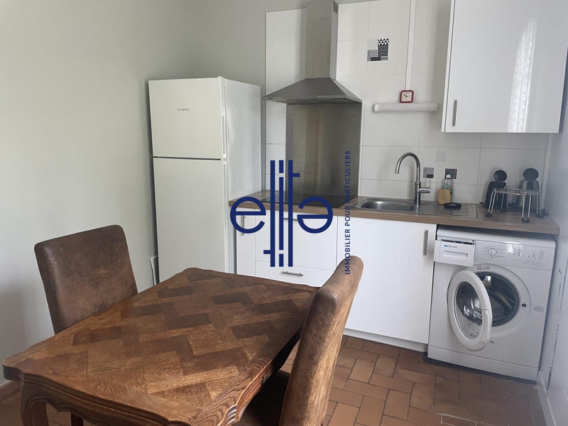 Maison - 203 m² - 7 pièces