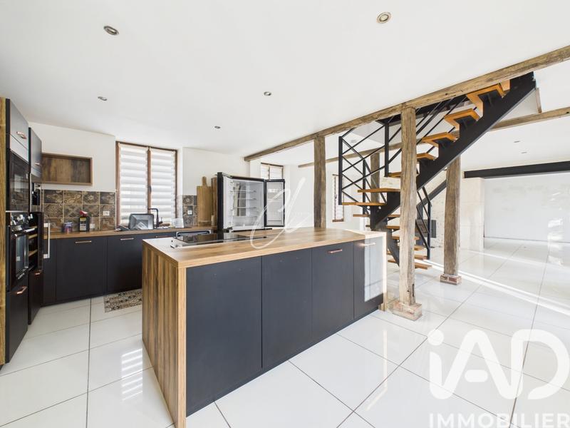 Maison - 155 m² - 6 pièces