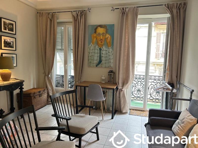 Chambre - 10 m² - 1 pièce