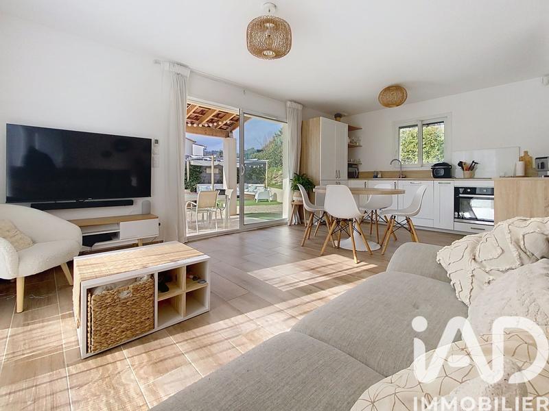 Maison - 89 m² - 4 pièces