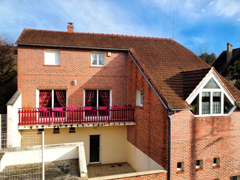 Maison - 162 m² - 4 pièces