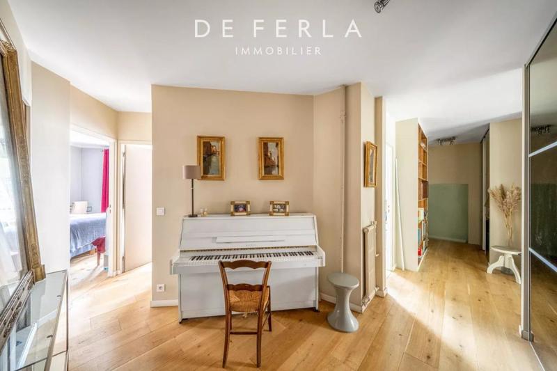 Appartement - 89 m² - 4 pièces