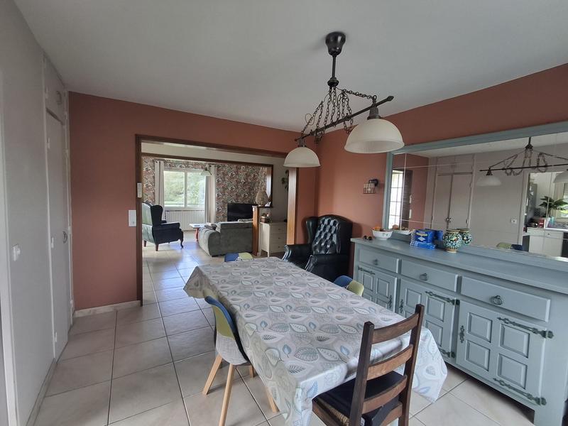 Maison traditionnelle - 158 m² - 8 pièces