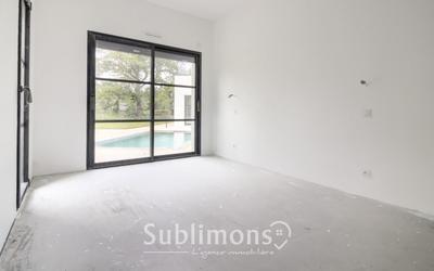 Maison - 139 m² - 5 pièces