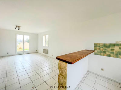 Maison - 91 m² - 5 pièces