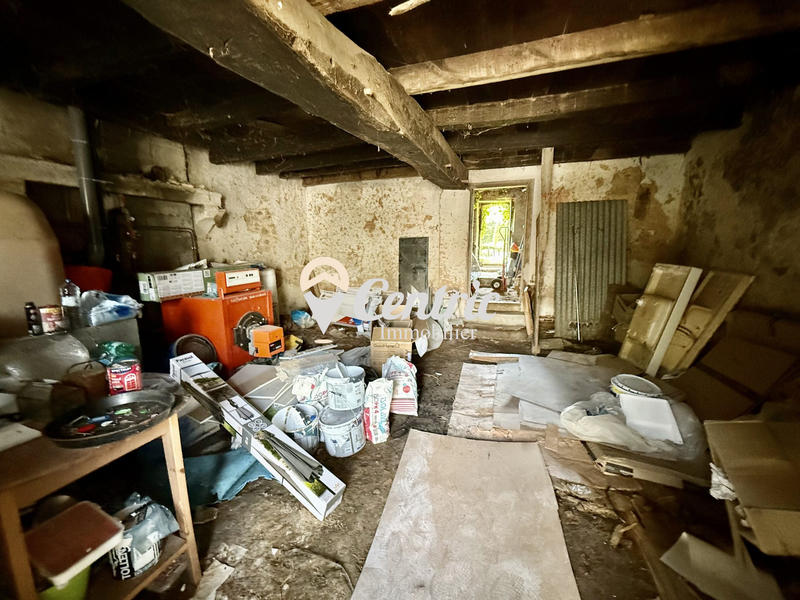 Maison ancienne - 242 m² - 6 pièces