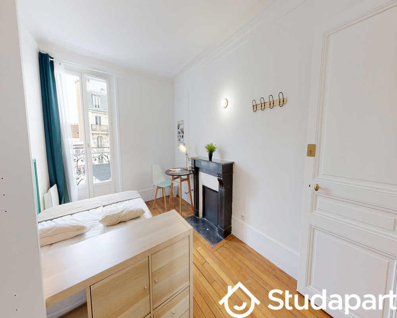 Chambre - 160 m² - 1 pièce