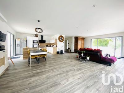 Maison - 175 m² - 6 pièces