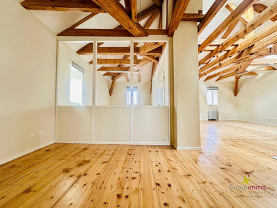 Local d'activités - 200 m² - 8 pièces