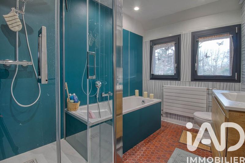 Maison - 120 m² - 7 pièces