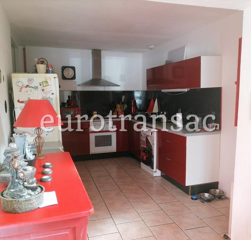 Appartement - 94 m² - 4 pièces