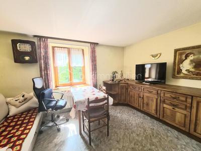 Maison - 122 m² - 6 pièces