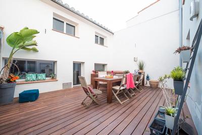 Maison - 230 m² - 6 pièces