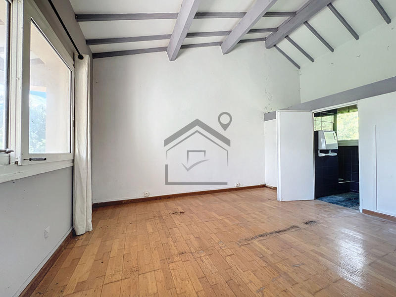 Maison - 189 m² - 7 pièces