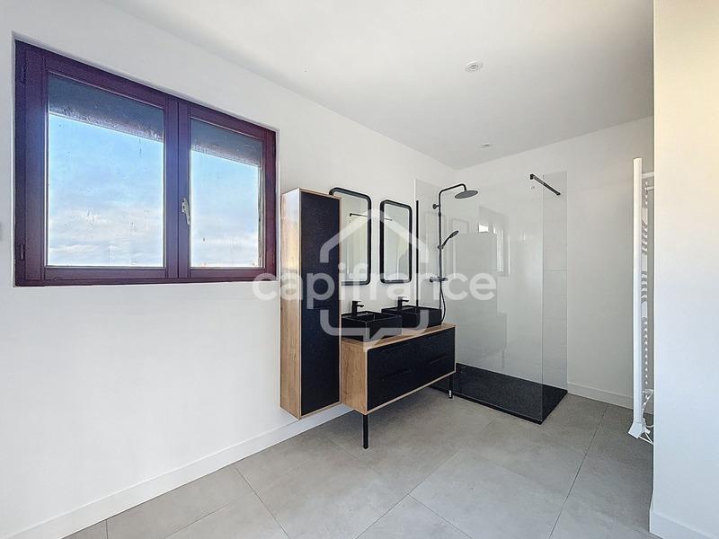 Appartement - 101 m² - 4 pièces