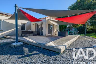 Maison - 121 m² - 6 pièces